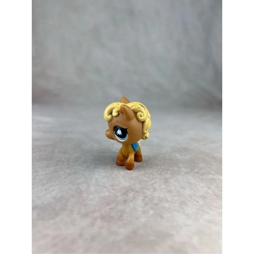 Littlest Pet Shop LPS Palomino Pony Horse Blue Saddle with Blue Flower Eyes #840